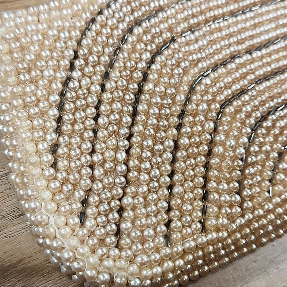 GUC Vintage Ivory Pearl Clutch Mini Zipper Bag